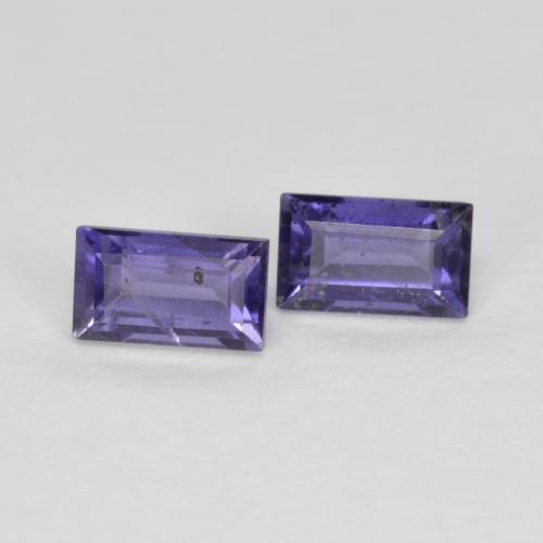 Achetez naturel 0.64ct Violet aubergine Iolite gems, Baquette, En provenance Madagascar chez GemSelect. En stock, livraison internationale!