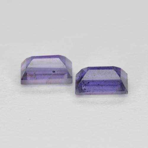 Achetez naturel 0.64ct Violet aubergine Iolite gems, Baquette, En provenance Madagascar chez GemSelect. En stock, livraison internationale!
