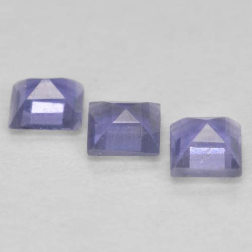 Achetez naturel 0.11ct Violet Rosâtre Iolite gems, Carré, En provenance Madagascar chez GemSelect. En stock, livraison internationale!