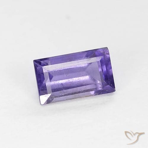 iolite Pourpre bleuté foncé naturelle Baquette, 0.32 ct, VS