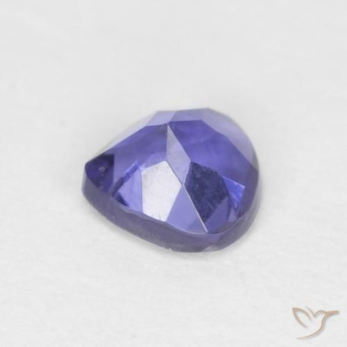 iolite Violet foncé naturelle En forme de poire, 0.24 ct, VVS-VS