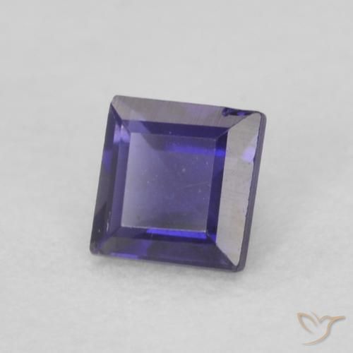 Iolite Violet foncé naturelle Carré, 0.14 ct, VVS
