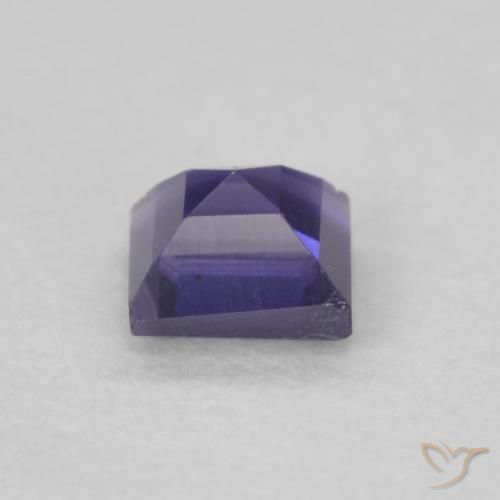 Iolite Violet foncé naturelle Carré, 0.14 ct, VVS