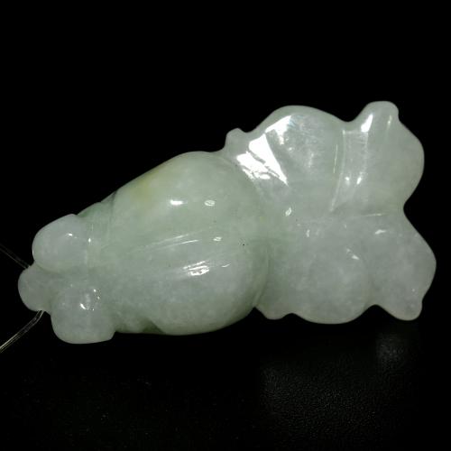 Jade vert naturelle forme fantaisie, 21,11 ct, translucide
