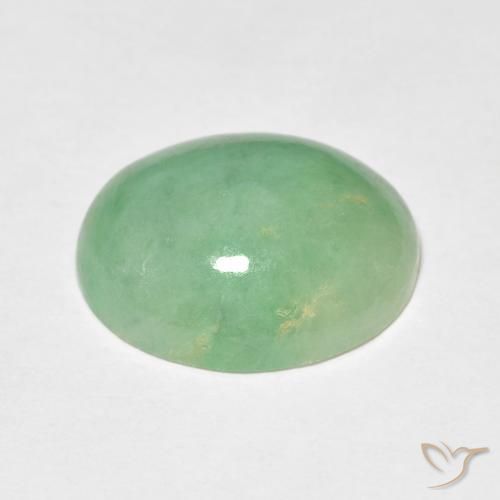 Jade Vert clair naturelle ovale, 4.93 ct, Opaque