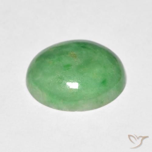 Jade Vert moyen naturelle ovale, 4.21 ct, Opaque