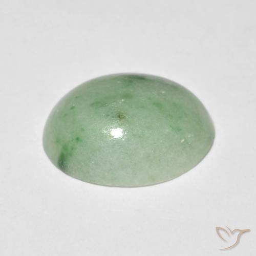 Jade Vert chaud naturelle ovale, 3.52 ct, Opaque