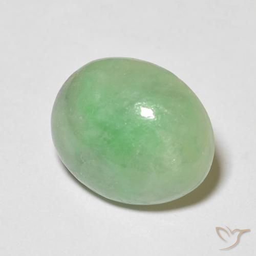 Jade Vert citron naturelle ovale, 4.52 ct, Opaque