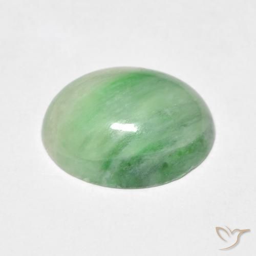 Jade Vert jaunâtre naturelle ovale, 4.50 ct, Opaque