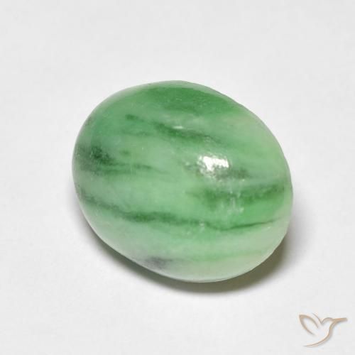 Jade Vert moyen naturelle ovale, 4.63 ct, Opaque