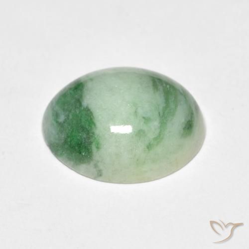 Jade Vert moyen naturelle ovale, 4.10 ct, Opaque