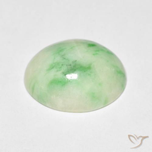 Jade Vert moyen naturelle ovale, 4.71 ct, Transparent