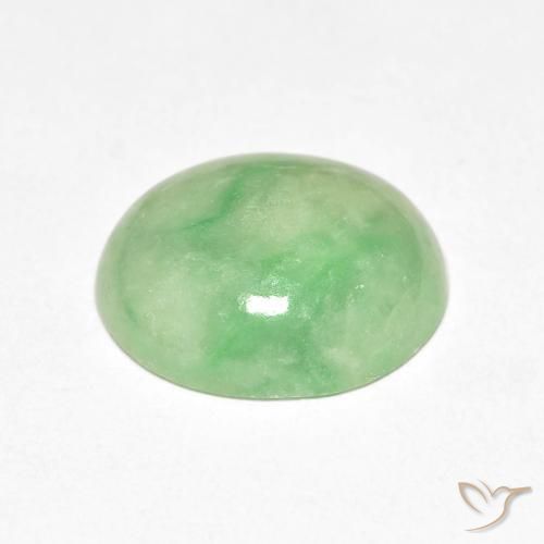 Jade Vert poire léger naturelle ovale, 4.61 ct, Opaque