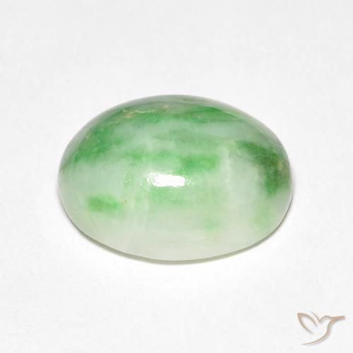 Jade Blanc Vert naturelle ovale, 5.85 ct, Opaque
