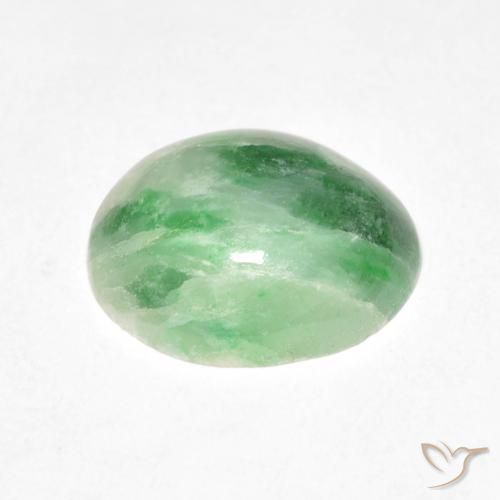 Jade Vert moyen naturelle ovale, 4.18 ct, Opaque