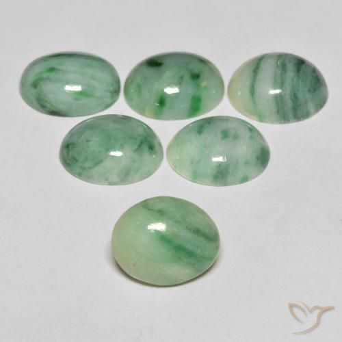 4.51ct Naturel Vert moyen Jade, ovale, Opaque