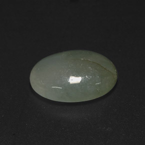 Jadéite vert naturelle coupe ovale, 5,09 ct, translucide
