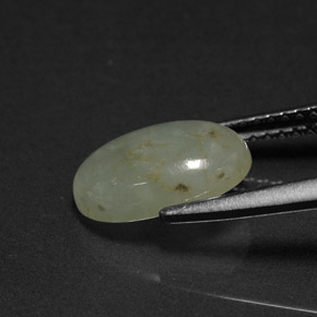 Jadéite vert naturelle coupe ovale, 2,77 ct, translucide
