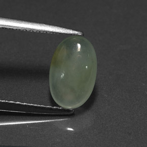 Jadéite Blanc Vert naturelle Coupe ovale, 1.48 ct, Translucide