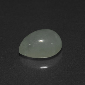 Jadéite Blanc Vert naturelle En forme de poire, 2.67 ct, Translucide
