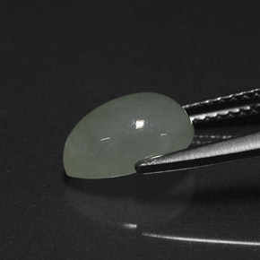 Jadéite Blanc Vert naturelle En forme de poire, 2.67 ct, Translucide