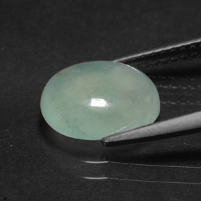 Jadéite vert naturelle coupe ovale, 2,83 ct, translucide