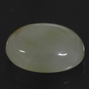 Jadéite Blanc Vert naturelle Coupe ovale, 6.30 ct, Opaque
