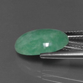 Jadéite Vert naturelle Coupe ovale, 5.68 ct, Opaque