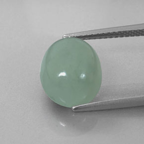 Jadéite vert naturelle coupe ovale, 5,35 ct, translucide