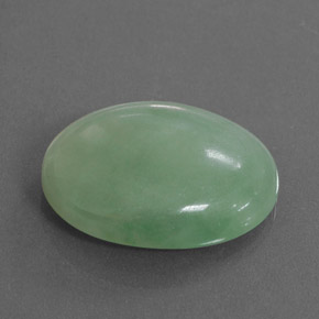 Jadéite Vert naturelle ovale, 27.45 ct, Translucide