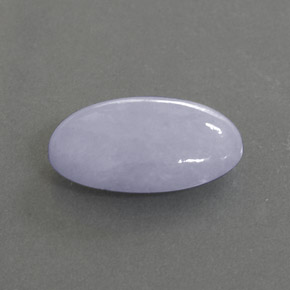 Jadéite bleue naturelle coupe ovale, 10,92 ct, opaque