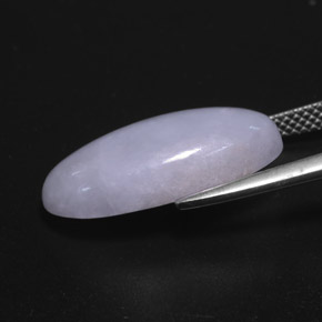 Jadéite Lavande naturelle Coupe ovale, 11.87 ct, Opaque