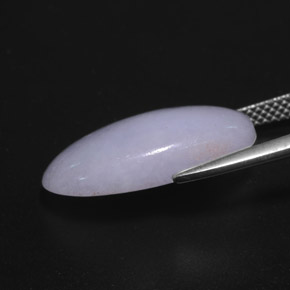 Jadéite Lavande naturelle Coupe ovale, 11.40 ct, Opaque