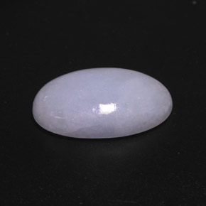 Jadéite Lavande naturelle Coupe ovale, 10.69 ct, Opaque
