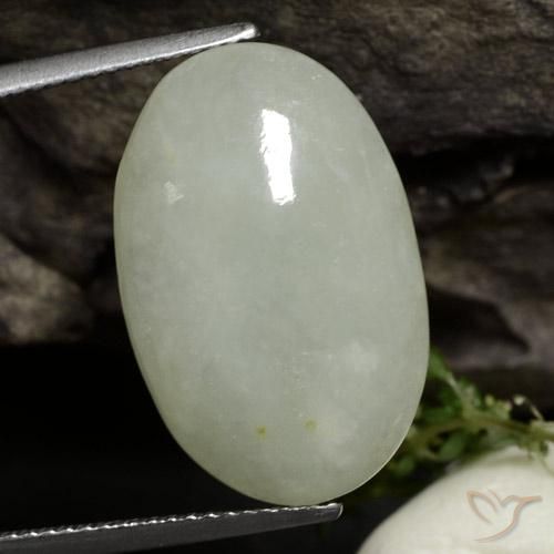 12.73ct Naturel Vert clair chaud Jadéite, ovale, Translucide