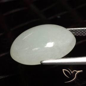 Jadéite Vert jaunâtre naturelle ovale, 9.78 ct, Translucide