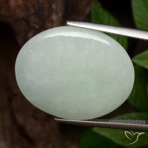 Jadéite Vert clair naturelle ovale, 24.97 ct, Translucide