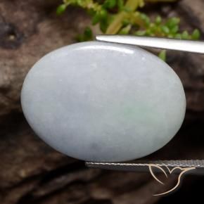 Jadéite Blanc grisâtre naturelle ovale, 19.20 ct, Translucide