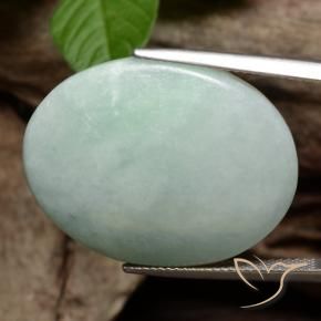 Jadéite Vert gris mousseux naturelle ovale, 39.00 ct, Opaque