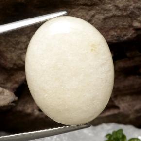 Jadéite Blanc naturelle Coupe ovale, 9.73 ct, Translucide