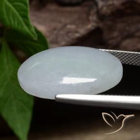 Jadéite Gris léger naturelle ovale, 25.34 ct, Opaque