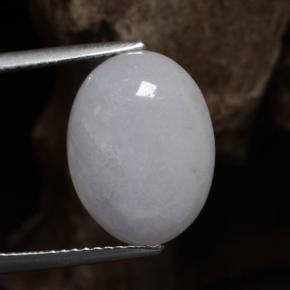 Jadéite bleue naturelle coupe ovale, 8,66 ct, translucide