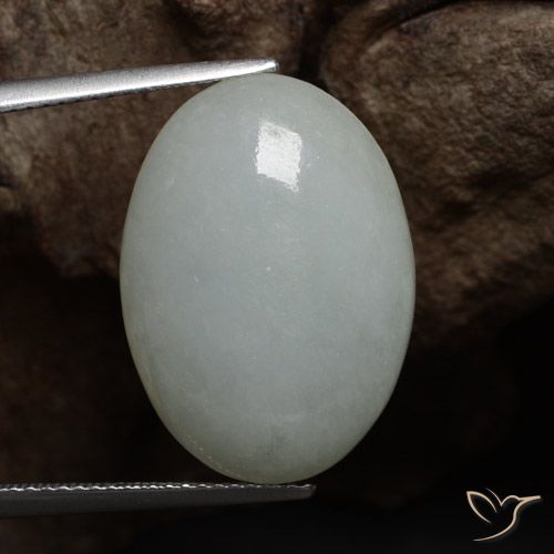 Jadéite Gris vert naturelle ovale, 14.47 ct, Translucide