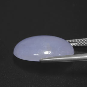 Jadéite bleue naturelle coupe ovale, 10,61 ct, opaque