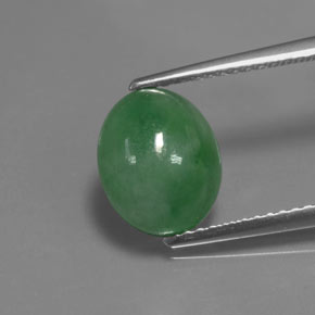 Jadéite vert naturelle coupe ovale, 3,66 ct, translucide