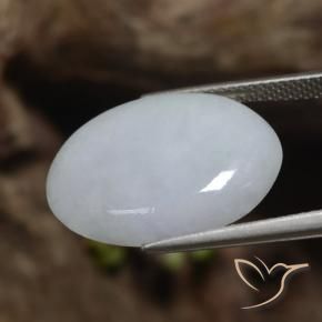 Jadéite Gris léger naturelle ovale, 12.74 ct, Translucide