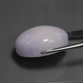 Jadéite bleue naturelle coupe ovale, 60,38 ct, opaque