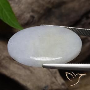 Jadéite Gris bleuâtre léger naturelle ovale, 32.25 ct, Opaque