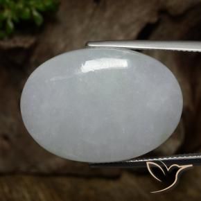 Jadéite Gris moyen naturelle ovale, 32.57 ct, Translucide