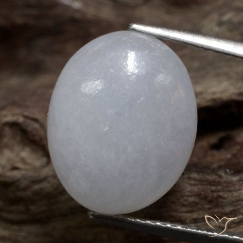 Jadéite Gris moyen naturelle ovale, 8.74 ct, Translucide